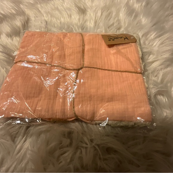 Baby muslin swaddle - Picture 3 of 3